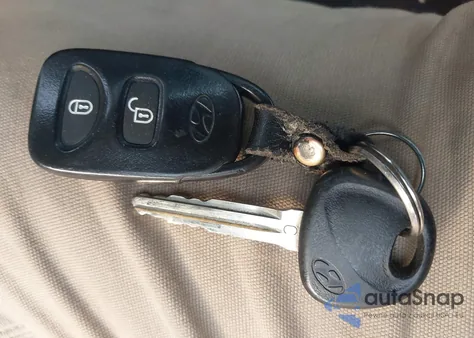 2010 Hyundai Santa Fe Gls z USA, uszkodzony, nr VIN 5NMSGDAB7AH370147